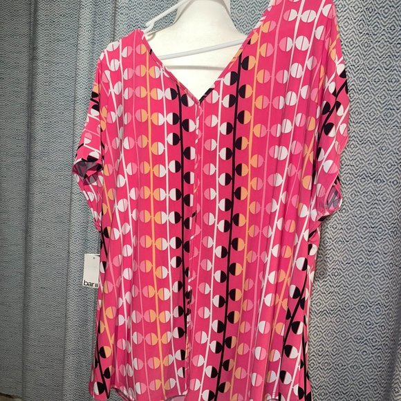 NWT BAR III Multi-color/ design blouse - Picture 4 of 4